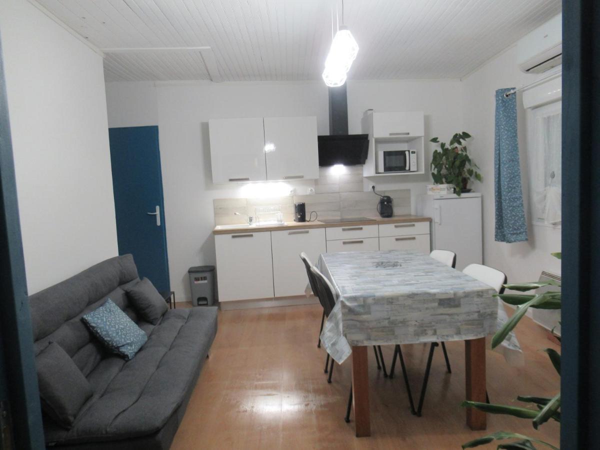 Gite La Chaumette Appartement Turquoise Villeneuve-de-Berg Buitenkant foto