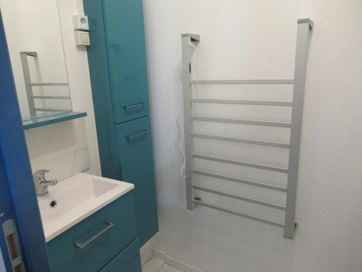Gite La Chaumette Appartement Turquoise Villeneuve-de-Berg Buitenkant foto